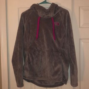BARELY WORN north face fuzzy sweatshirt!